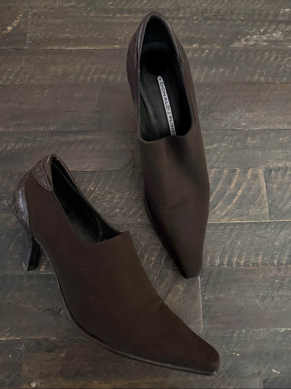 Donald Pliner Dark Brown Suede Pointed Toe Kitten Heel Pumps